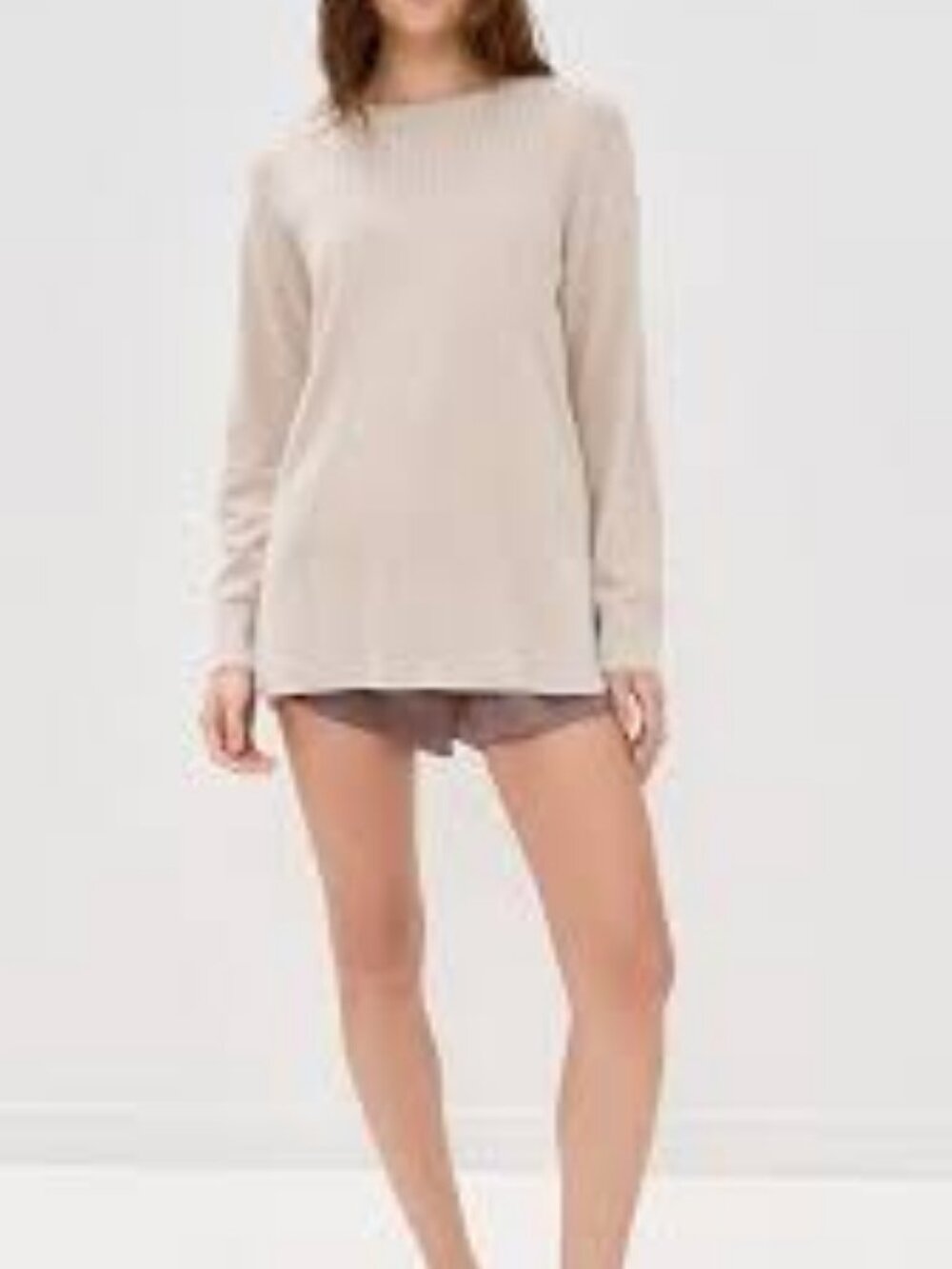 31 - NWT BAREFOOT DREAM COZYCHIC ULTRA LITE CRENECK WITH HIGH SLITS STONE - Picture 6 of 6